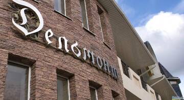 Гостиница Дельмонт Сукко